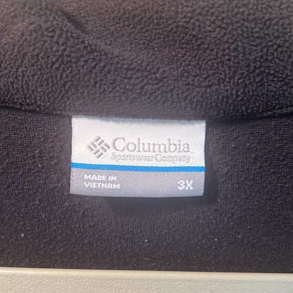 Women’s Columbia 3/4 zip pull over - Picture 3 of 5